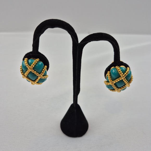 Signed KJL Kenneth Jay Lane Teal Quilted Enamel Clip On Earrings Gold Rope VTG - Picture 3 of 7